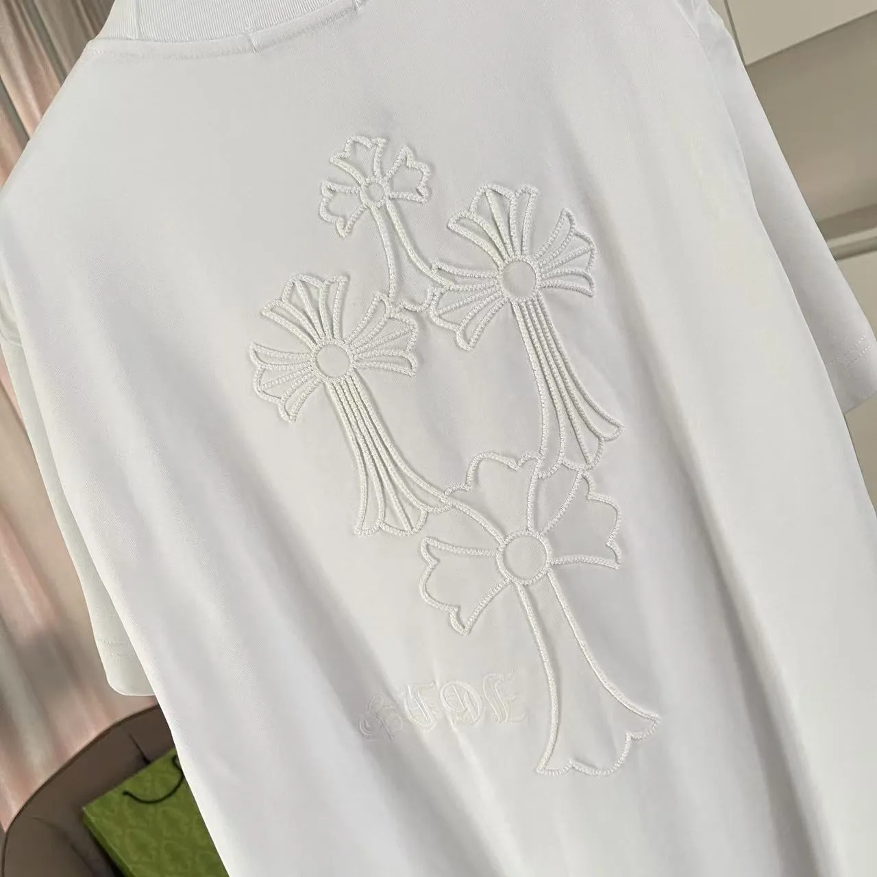 🅿️200 ch Cro* 2025 summer new style Sanskrit horseshoe cross cross vacuum embroidery short-sleeved t-shirt custom fabric 300g same style for men and women Size: S M L XL XXL Five codes Color: black white